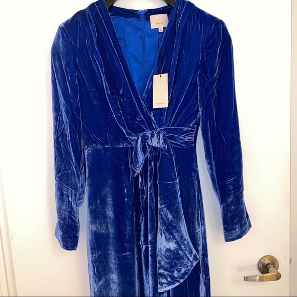 NEW Cinq a Sept “Kiley” velvet gown size 2 - Picture 5 of 7